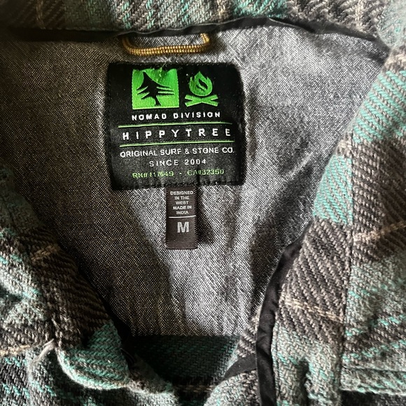 Hippy Tree M knitted over shirt - Picture 2 of 2